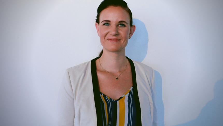 A person from Rosewood Hotel London giving a guest lecture to hospitality students at LCCA